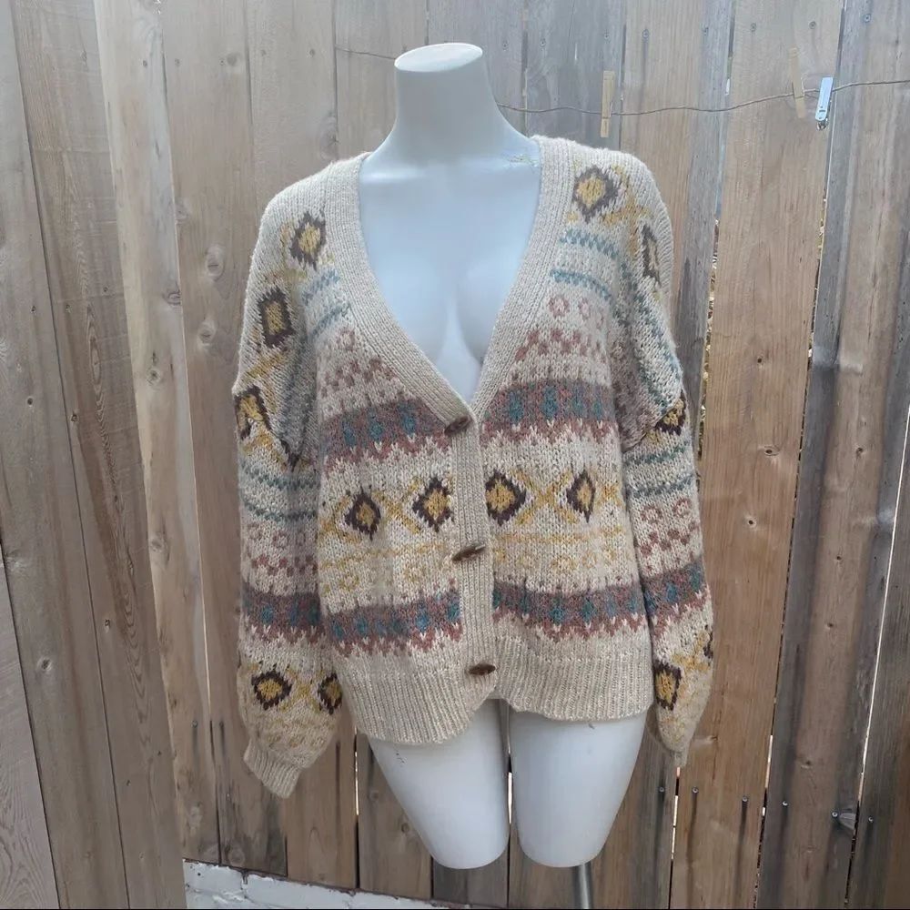 Loverich Womens Knit Cardigan size medium